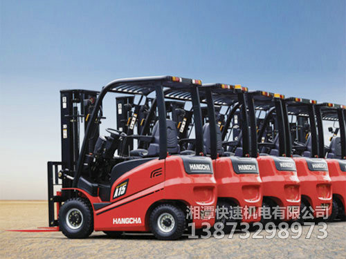 叉車(chē) 叉車(chē)